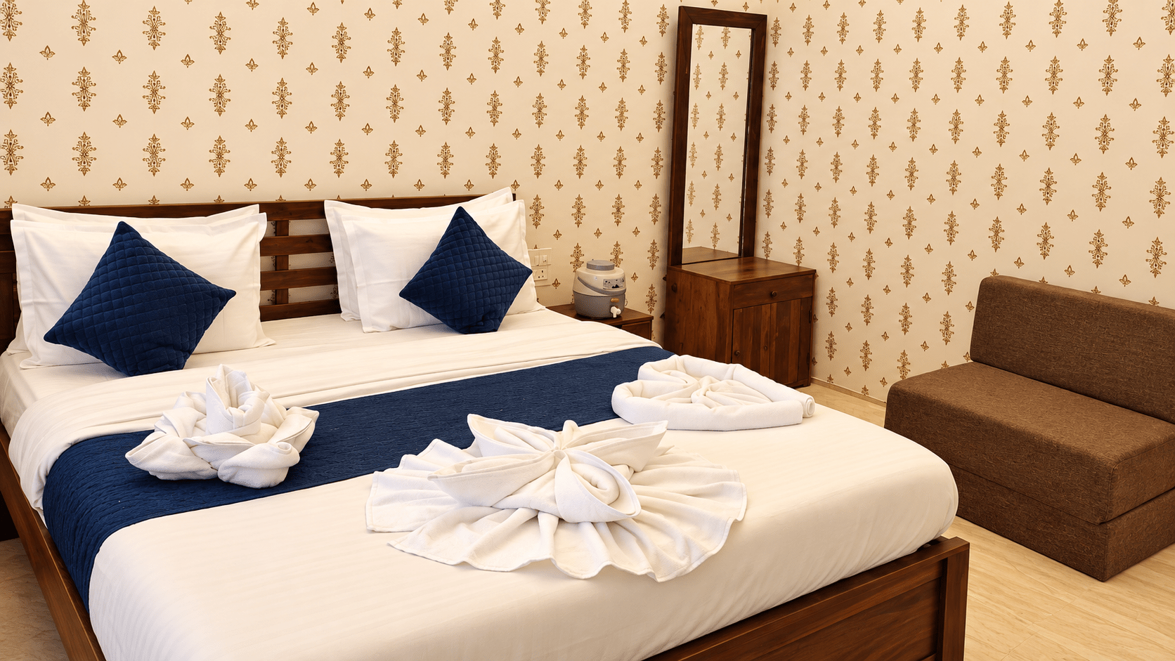 Super Deluxe Swiss Tent with AC at Sam Sand Dunes, Jaisalmer, photo 2